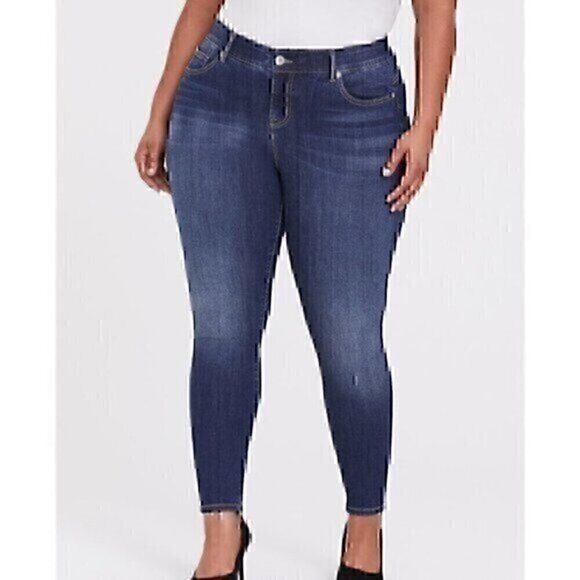 TORRID Plus Size Bombshell Skinny Jean Premium Stretch Dark Wash High Waisted 26 - Picture 1 of 14